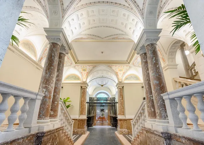 Oktogon Haggenmacher By Continental Group Hotel