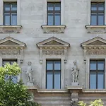 Oktogon Haggenmacher By Continental Group