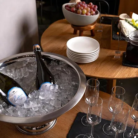 Oktogon Haggenmacher By Continental Group Hotel 4*