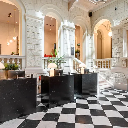 Oktogon Haggenmacher By Continental Group Budapest