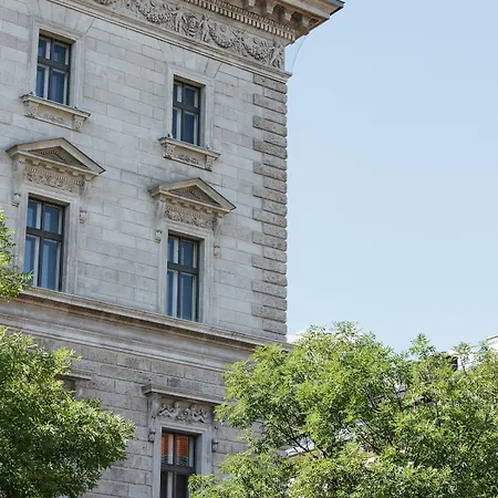 Oktogon Haggenmacher By Continental Group