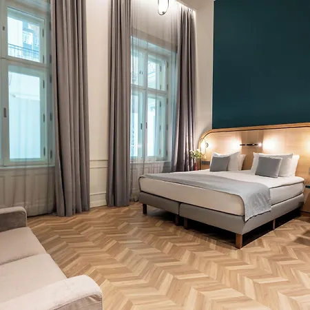 Oktogon Haggenmacher By Continental Group Hotel