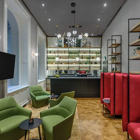Hotel Oktogon Haggenmacher By Continental Group 4*