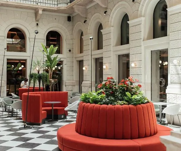 Oktogon Haggenmacher By Continental Group Hotel