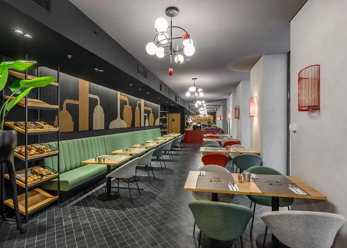 Oktogon Haggenmacher By Continental Group Hotel 4*