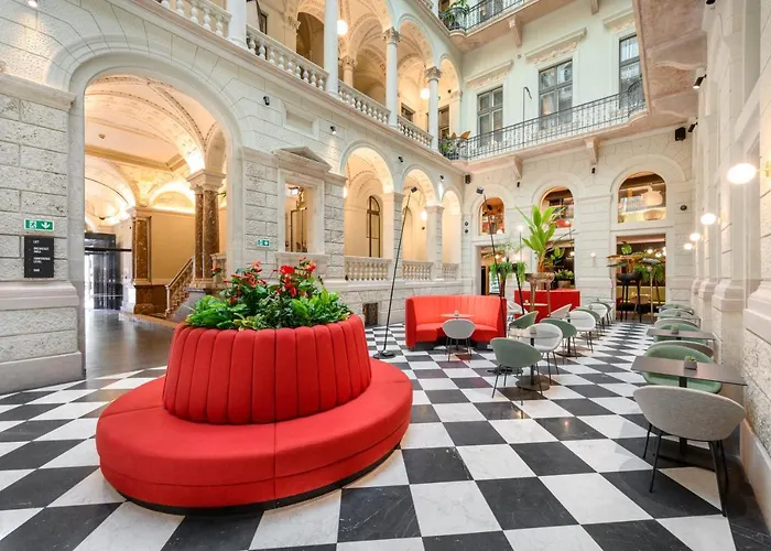 Oktogon Haggenmacher By Continental Group Hotel 4*