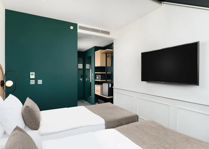 Oktogon Haggenmacher By Continental Group Hotel