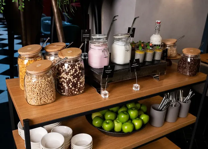 Oktogon Haggenmacher By Continental Group Hotel 4*