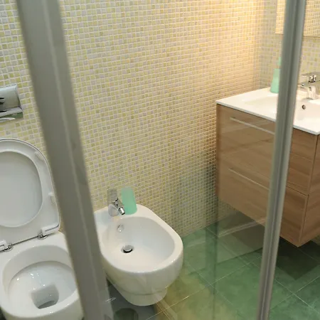 Oktogon Haggenmacher By Continental Group 4* Budapeşte